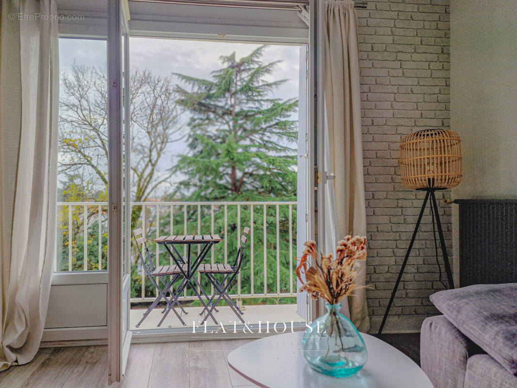 Appartement à SAINT-SEBASTIEN-SUR-LOIRE