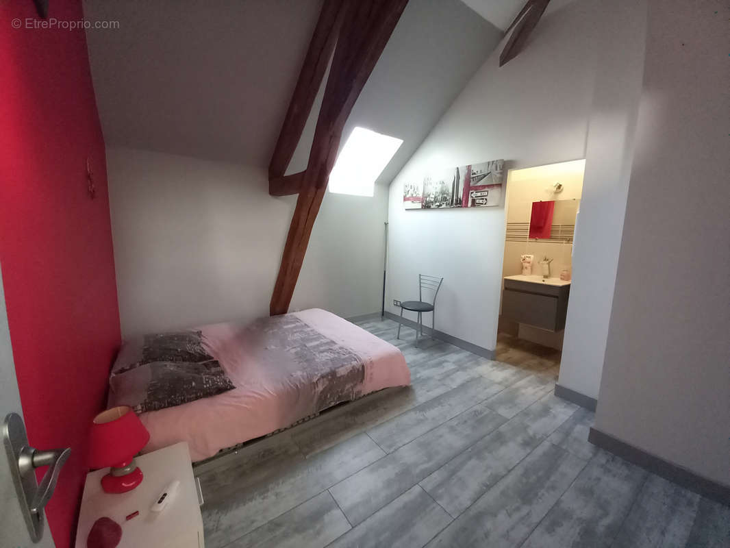 Appartement à SAINT-LEGER-DES-VIGNES