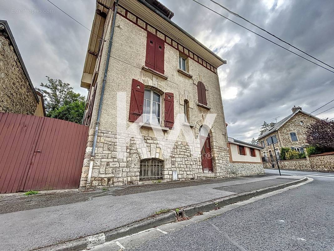 Maison à TINQUEUX