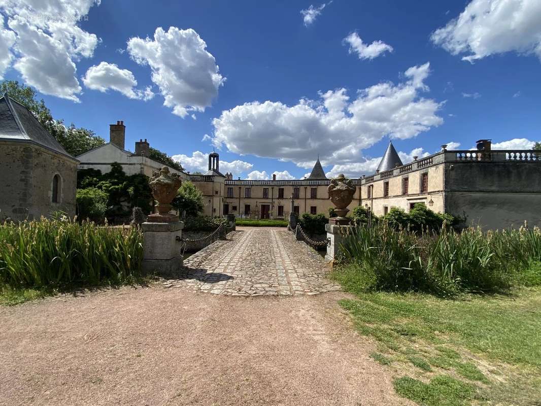 Maison à THOUARS