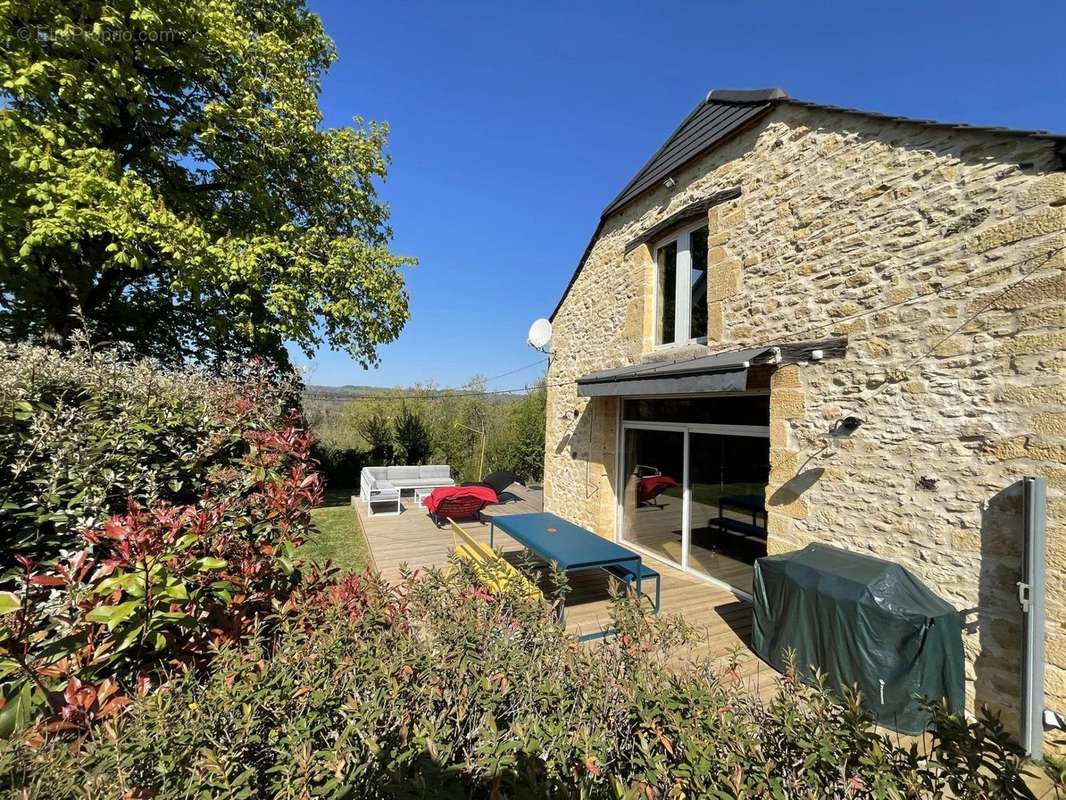 Maison à SAINT-CIRQ-MADELON