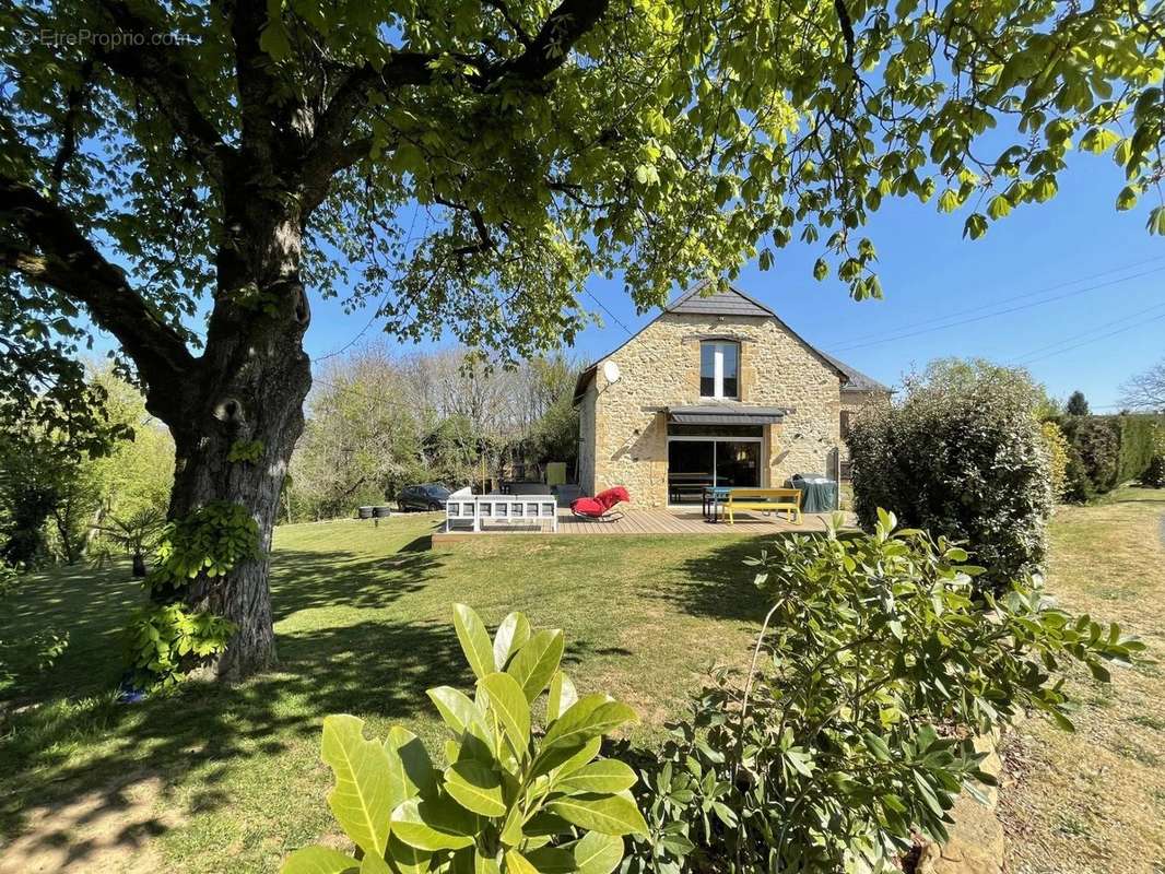 Maison à SAINT-CIRQ-MADELON