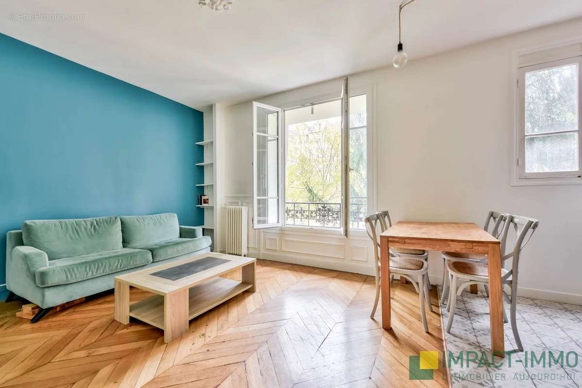 Appartement à PARIS-18E