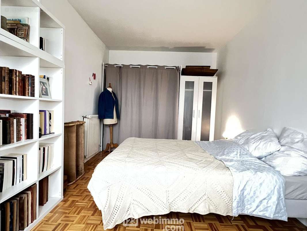 Possibilité 3ème chambre, - Appartement à VITRY-SUR-SEINE