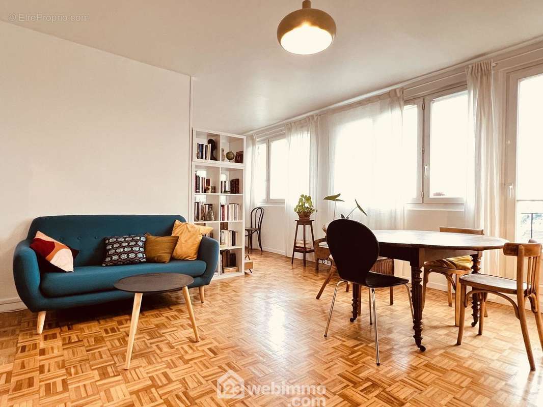 Appartement à VITRY-SUR-SEINE