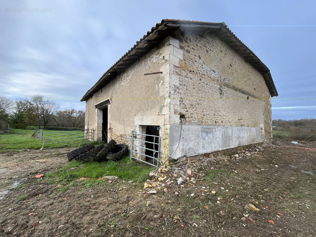 Maison à ROUMAZIERES-LOUBERT