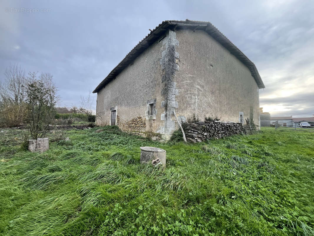 Maison à ROUMAZIERES-LOUBERT