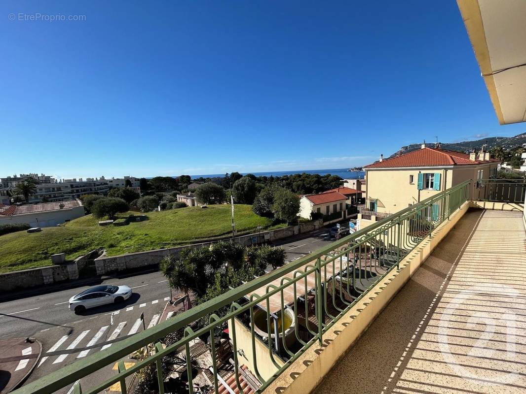 Appartement à ROQUEBRUNE-CAP-MARTIN