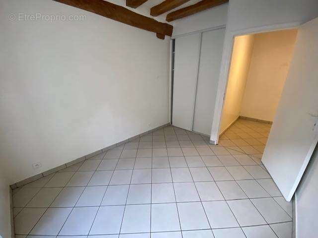 Appartement à EPERNON