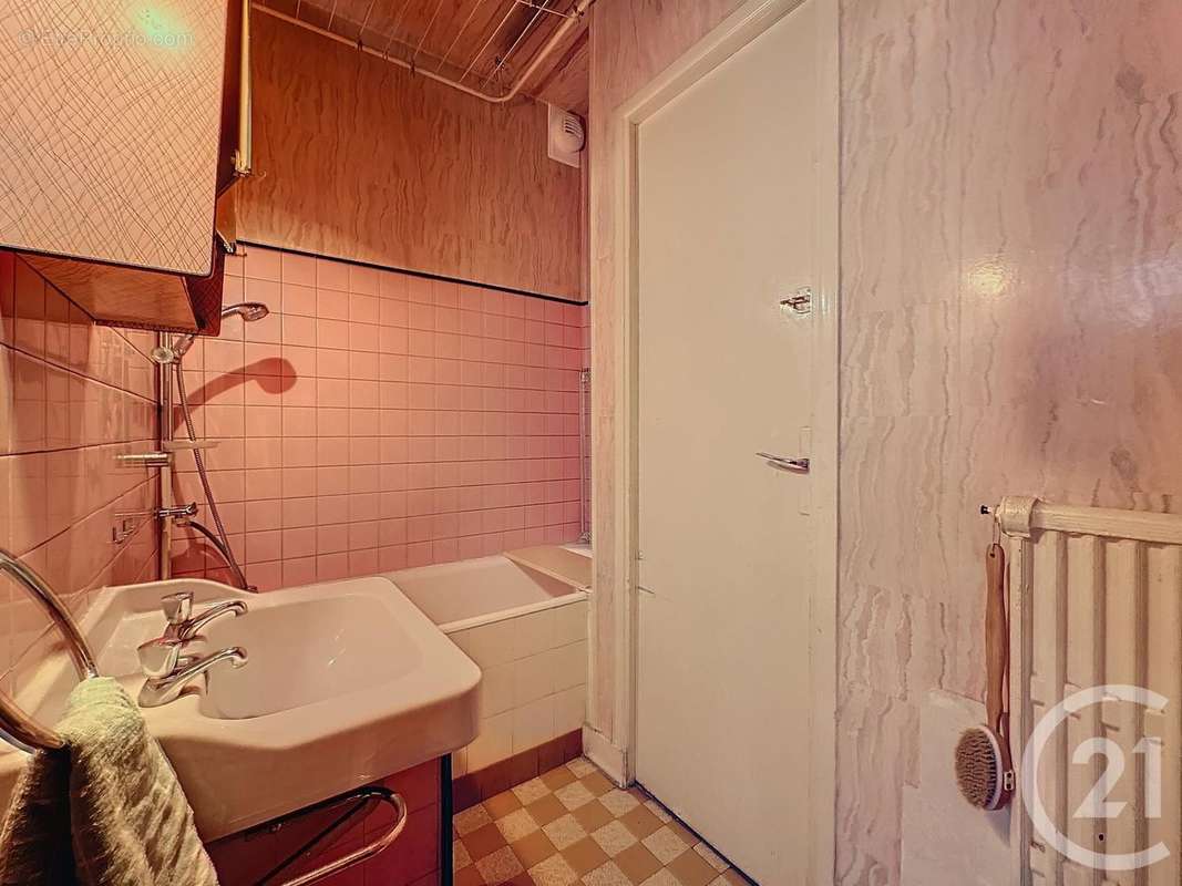 Appartement à PARIS-11E