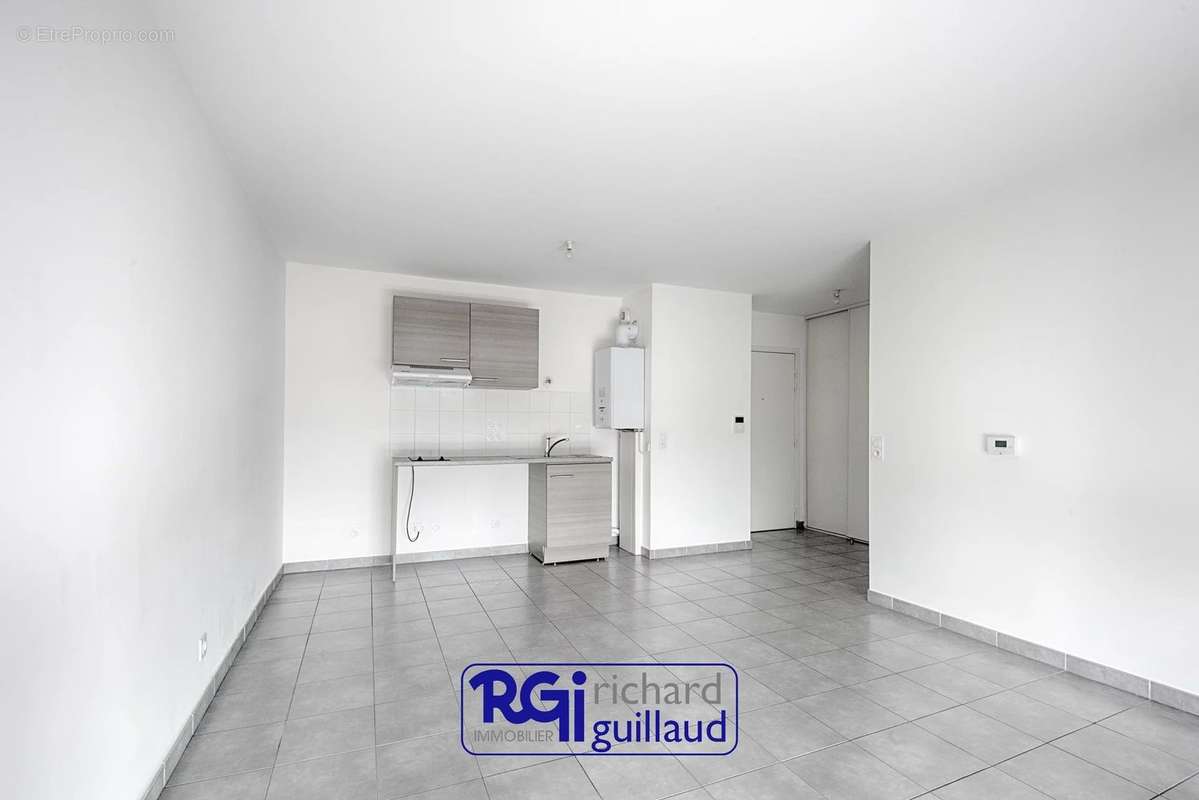 Appartement à BOURGOIN-JALLIEU