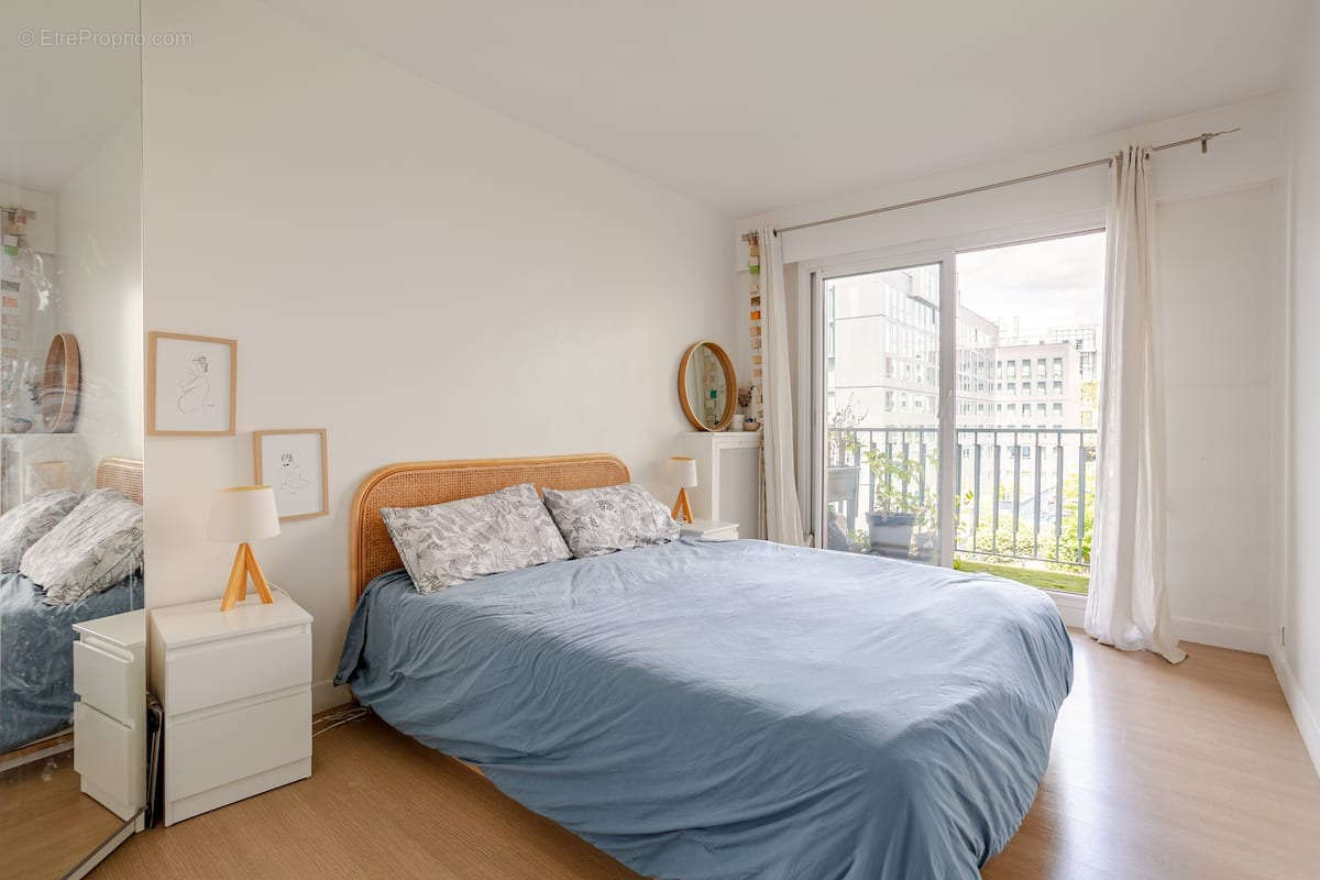 Appartement à ISSY-LES-MOULINEAUX