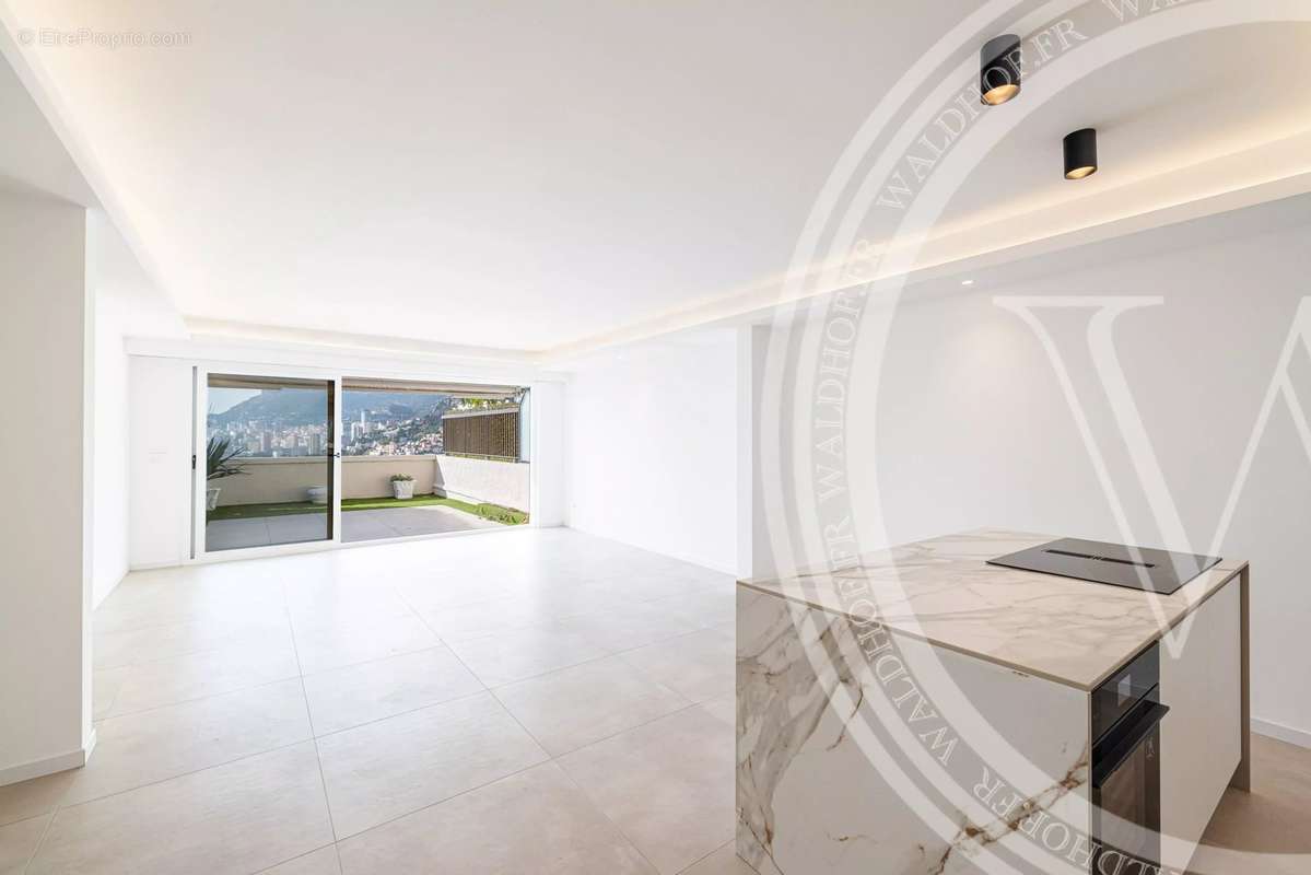 Appartement à ROQUEBRUNE-CAP-MARTIN