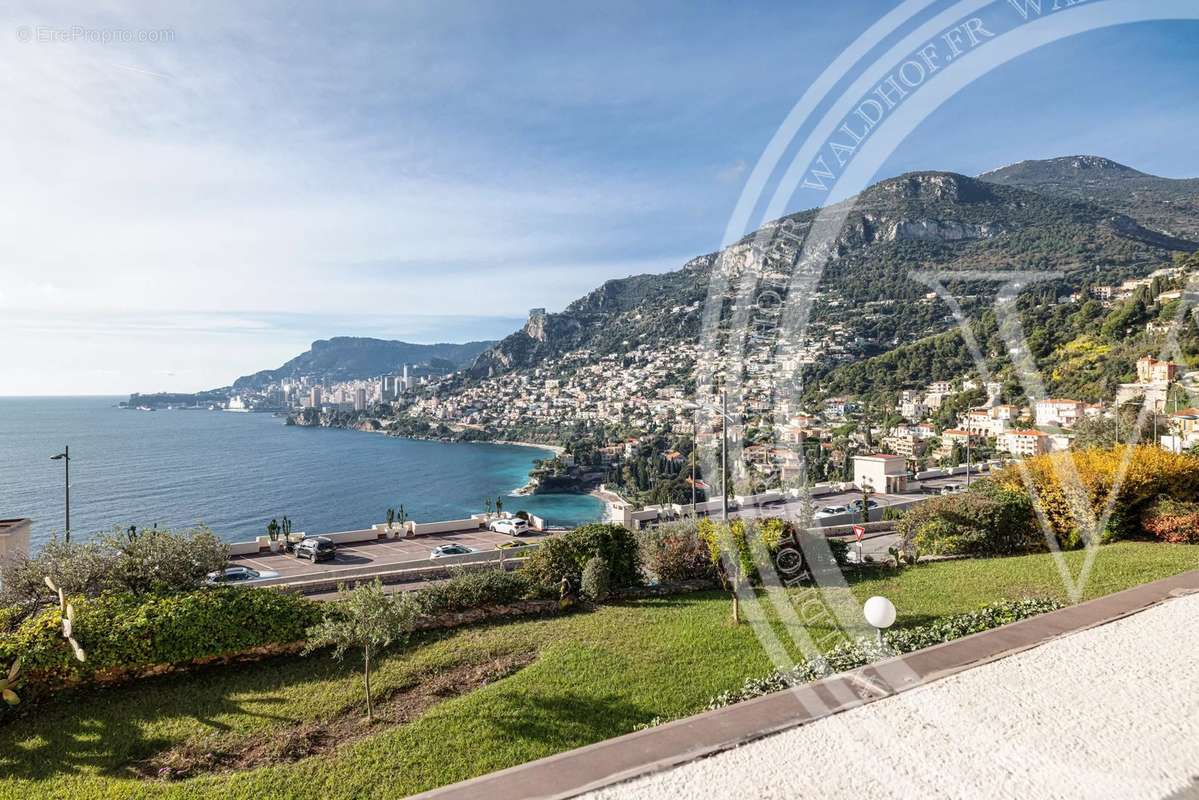 Appartement à ROQUEBRUNE-CAP-MARTIN