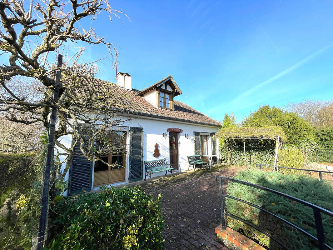 Maison à MEZIERES-EN-VEXIN