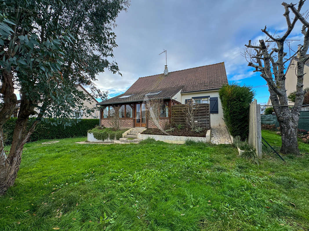 Maison à CHATEAU-GONTIER