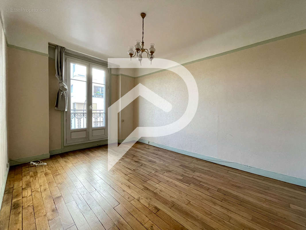 Appartement à CLICHY