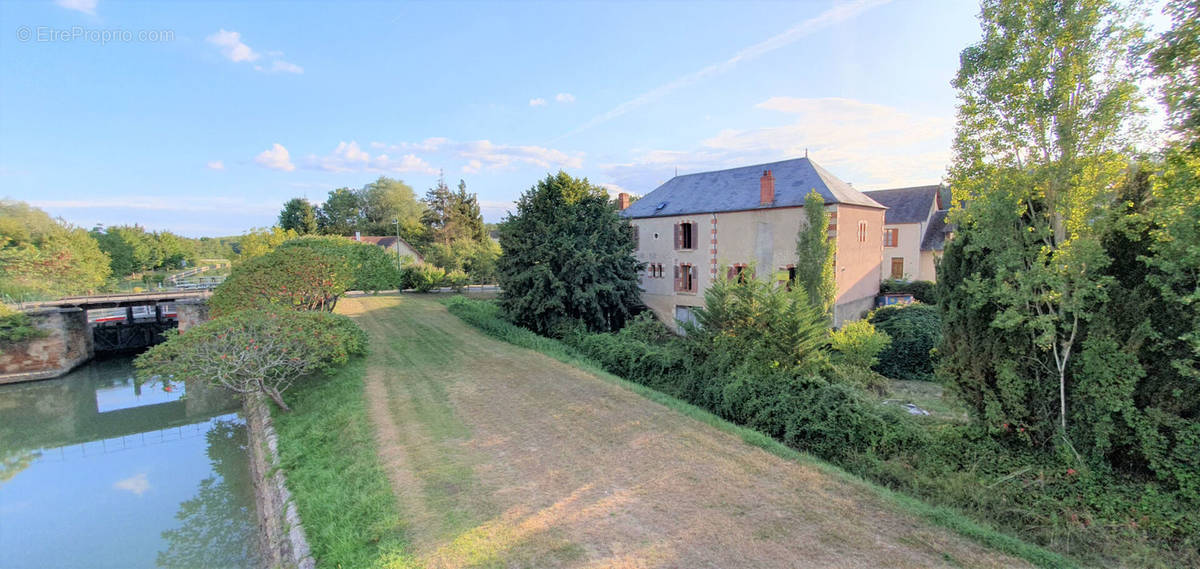 Maison à LERE