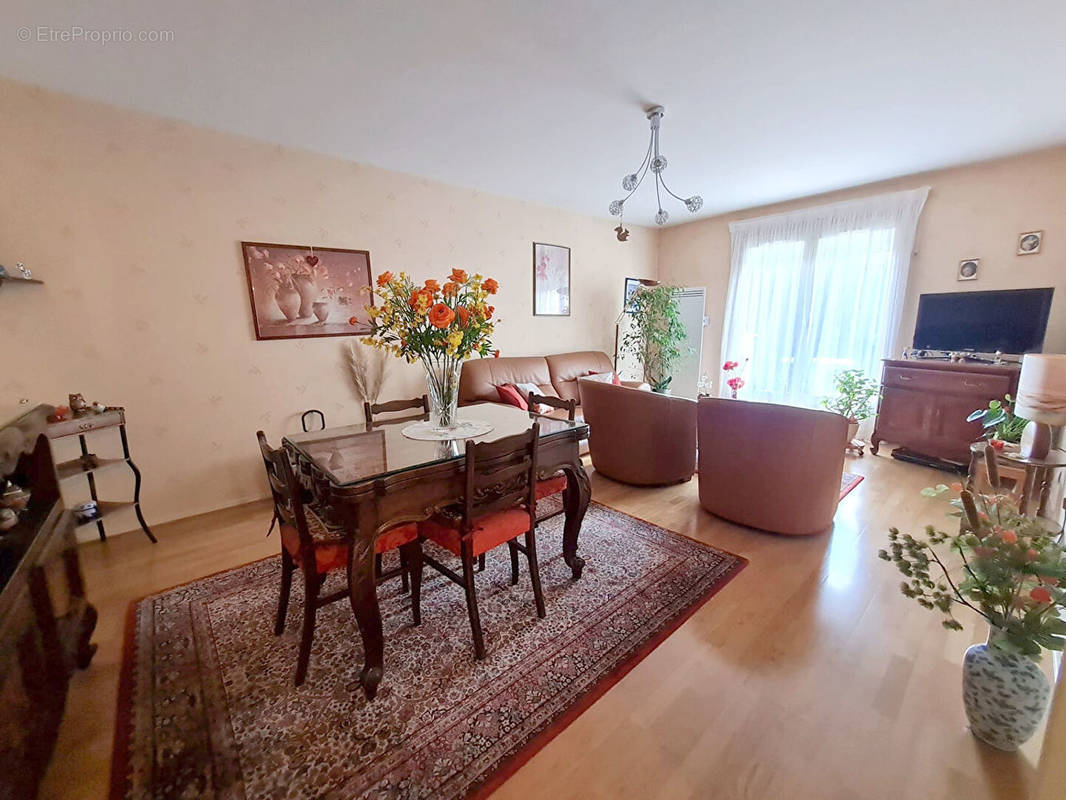 Appartement à MONTMAGNY