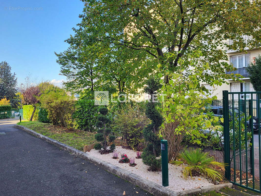 Appartement à RUEIL-MALMAISON