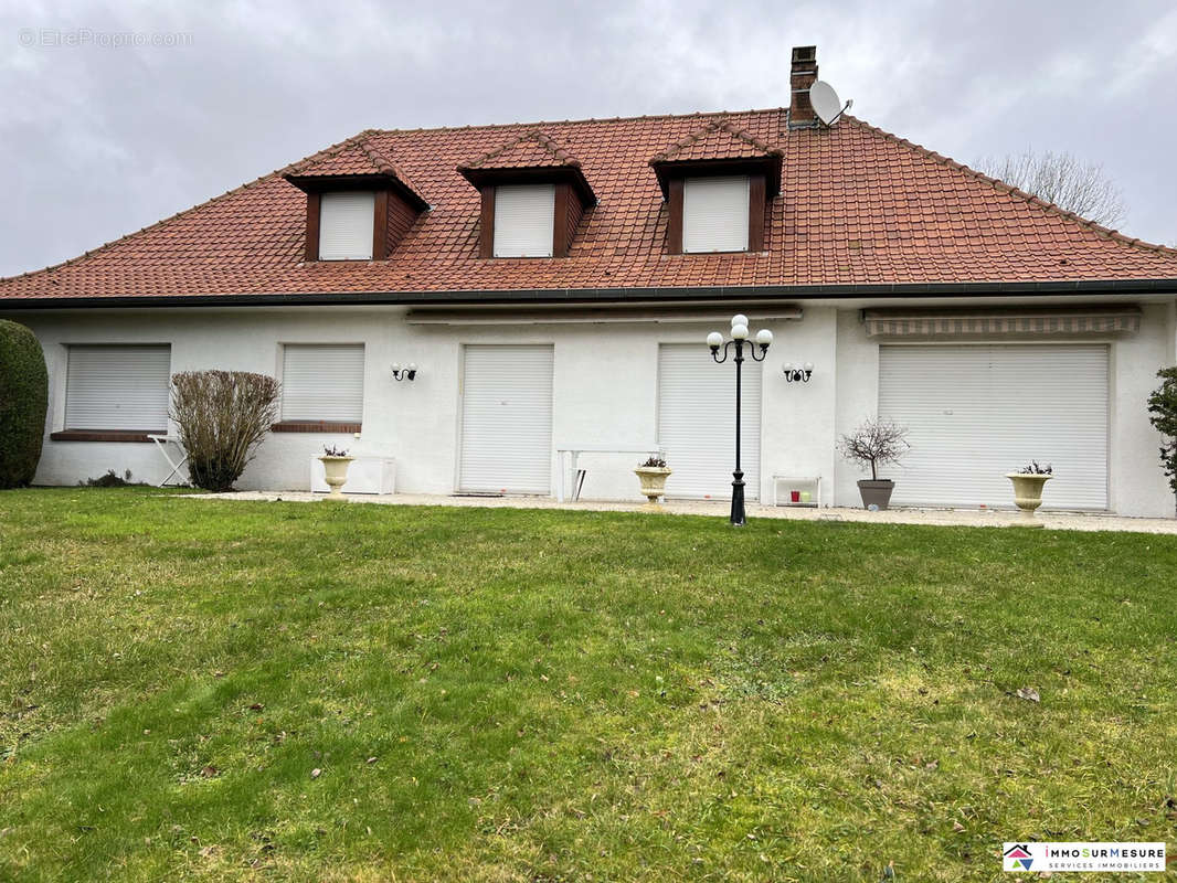 Maison à SAINT-POL-SUR-TERNOISE