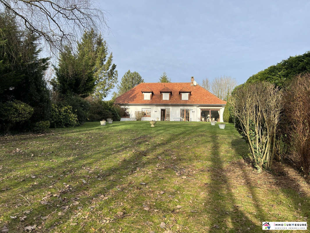 Maison à SAINT-POL-SUR-TERNOISE