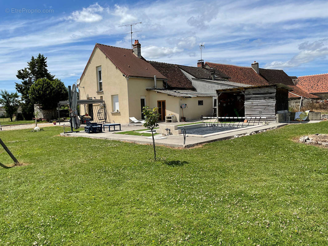 Maison à VICQ-SUR-GARTEMPE