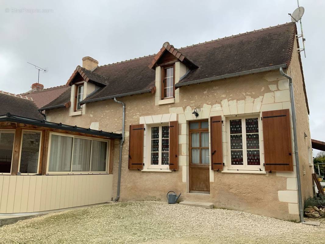 Maison à NEONS-SUR-CREUSE