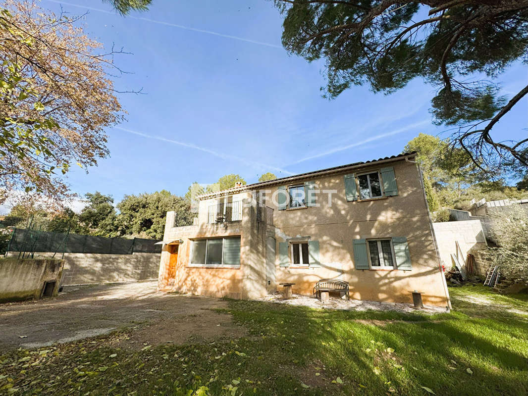 Maison à SAINT-MAXIMIN-LA-SAINTE-BAUME