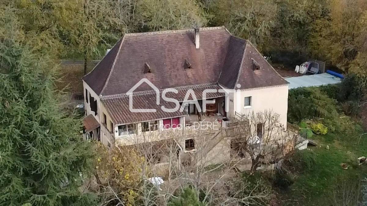 Photo 1 - Maison à LE BUISSON-DE-CADOUIN