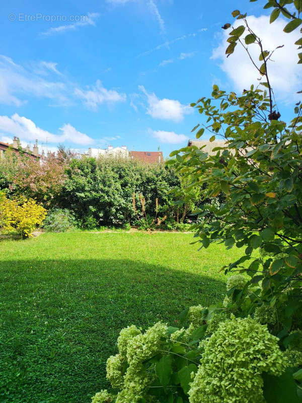 Appartement à ASNIERES-SUR-SEINE