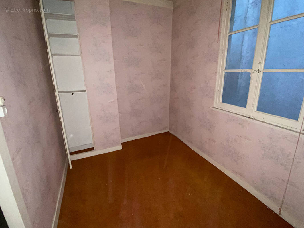 Appartement à SALINS-LES-BAINS