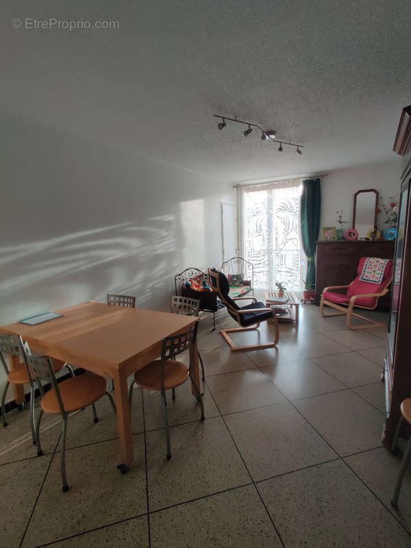 Appartement à MARSEILLE-10E