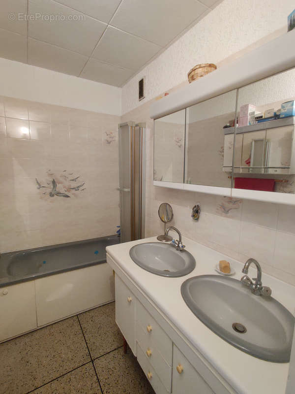 Appartement à MARSEILLE-10E