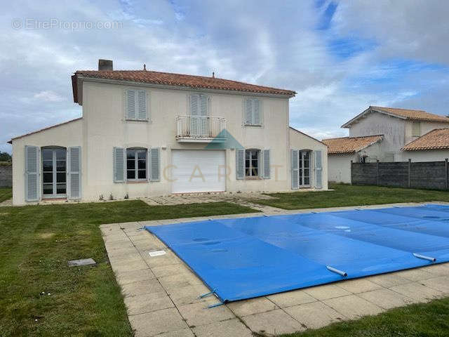 Maison à L&#039;AIGUILLON-SUR-VIE