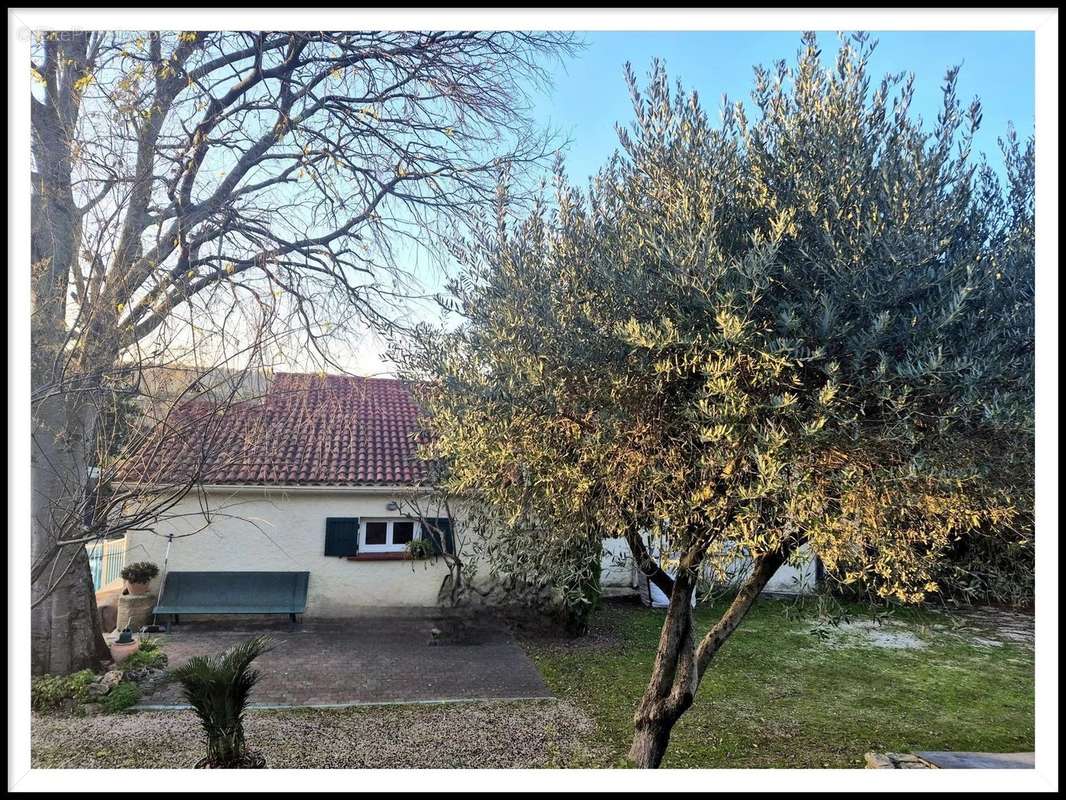 Maison à BAGNOLS-SUR-CEZE