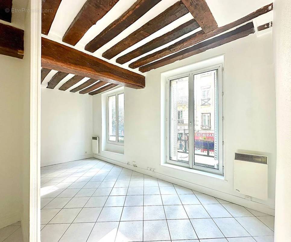 Appartement à PARIS-9E