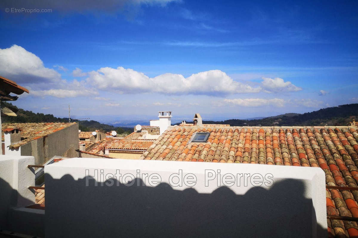 Maison à LA GARDE-FREINET