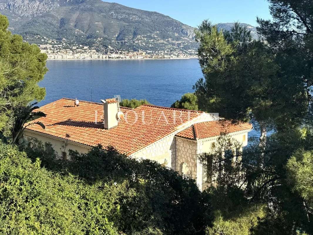 Maison à ROQUEBRUNE-CAP-MARTIN