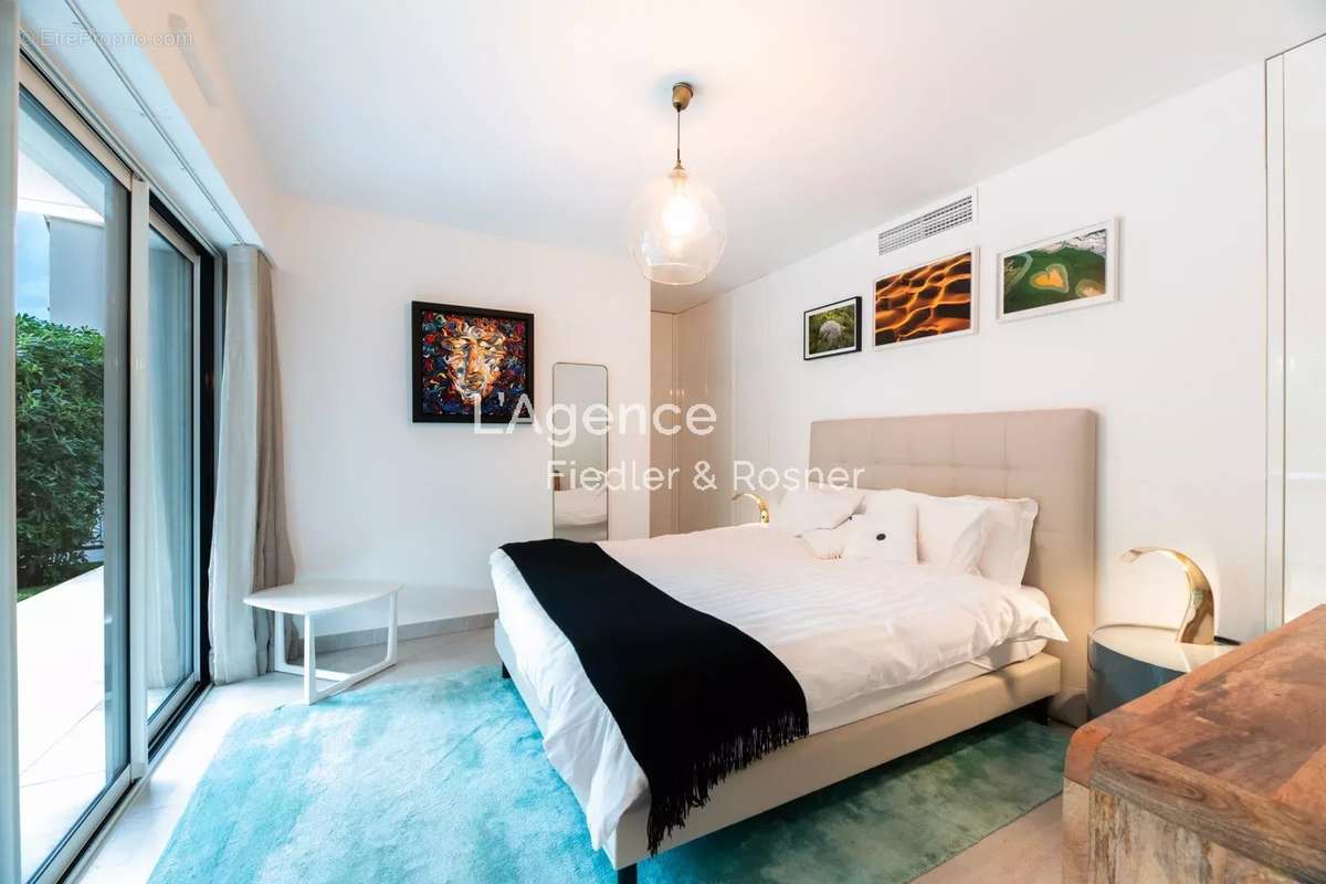 Appartement à SAINT-TROPEZ