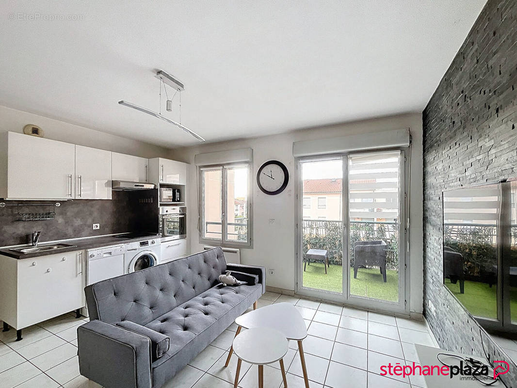 Appartement à LYON-8E