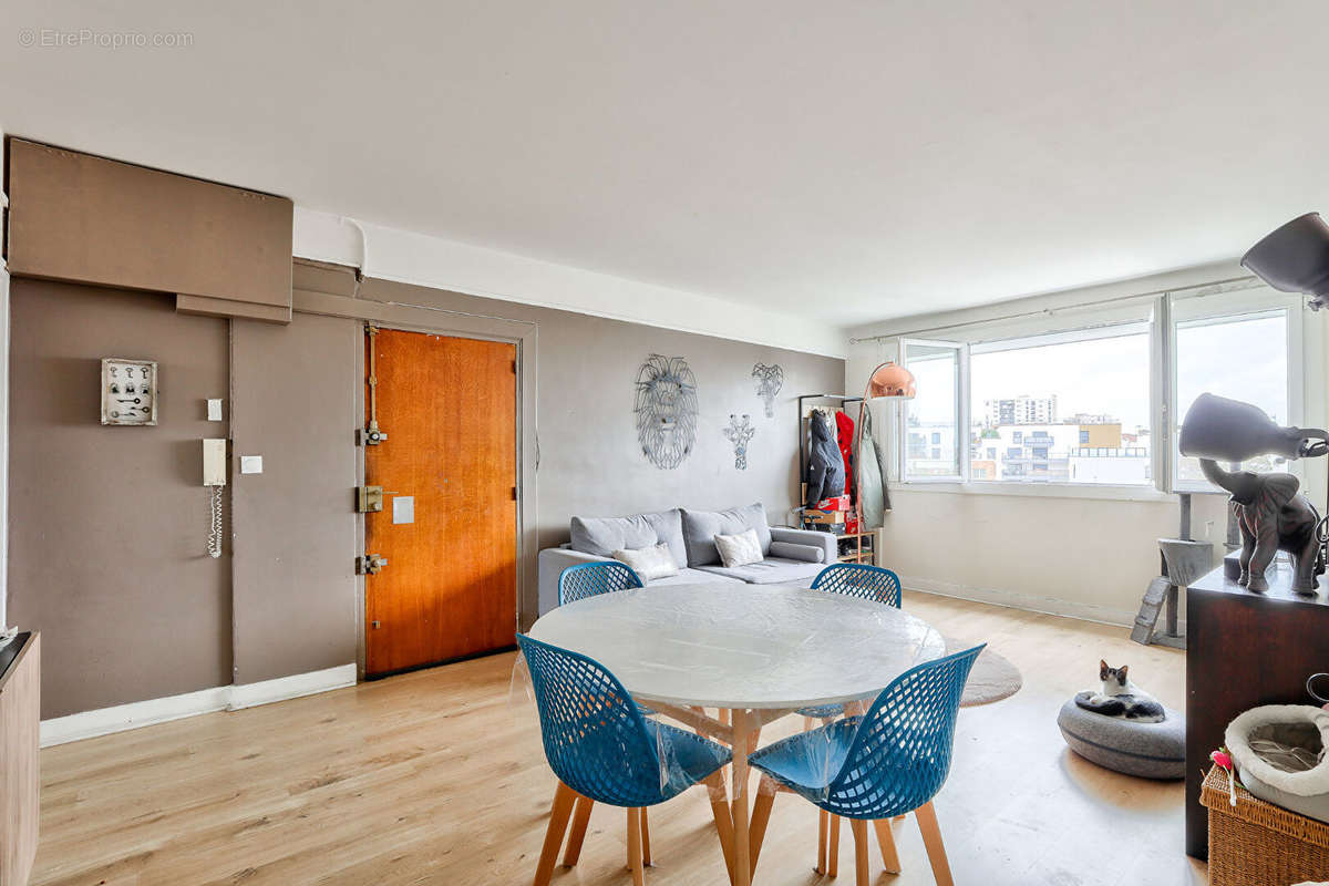 Appartement à COLOMBES