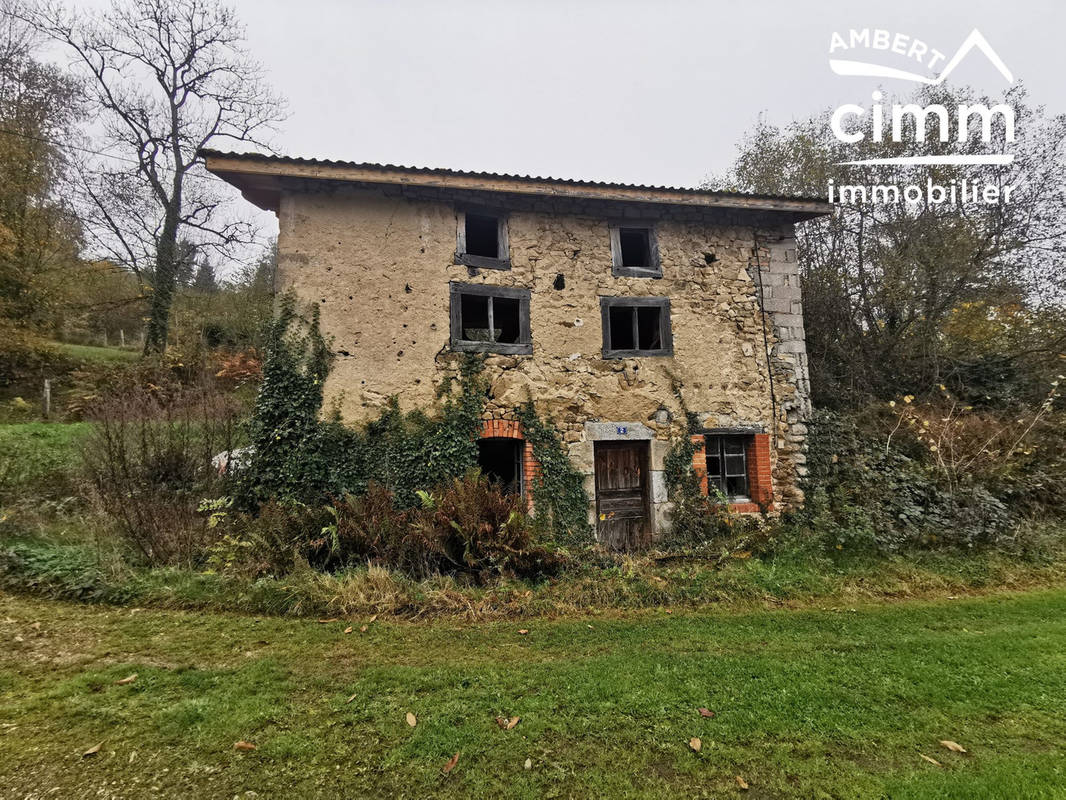 Maison à OLLIERGUES