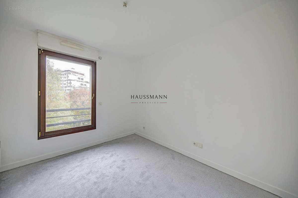 Appartement à PARIS-19E