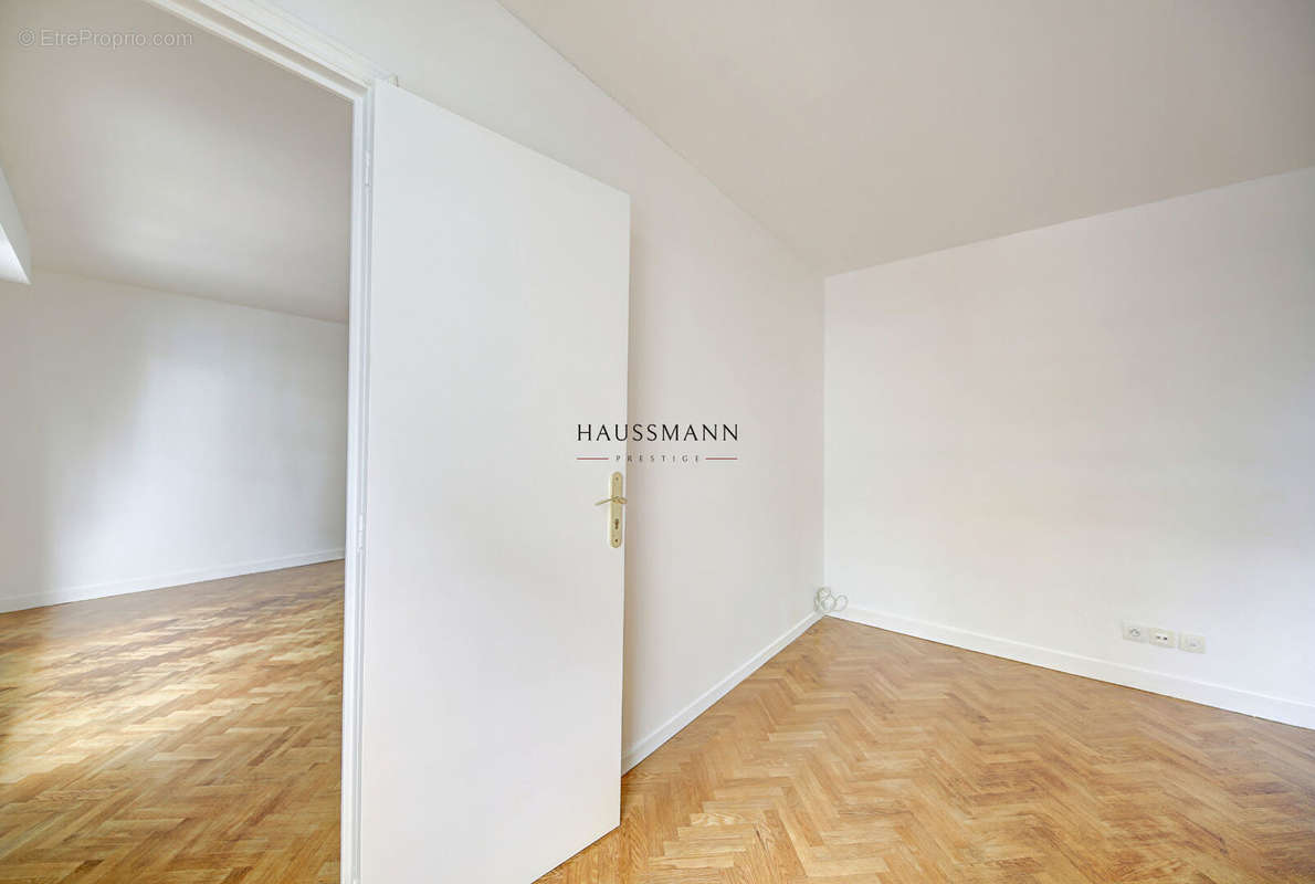 Appartement à PARIS-19E