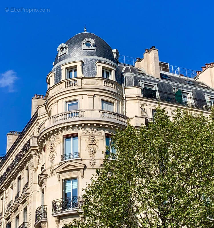 Appartement à PARIS-7E