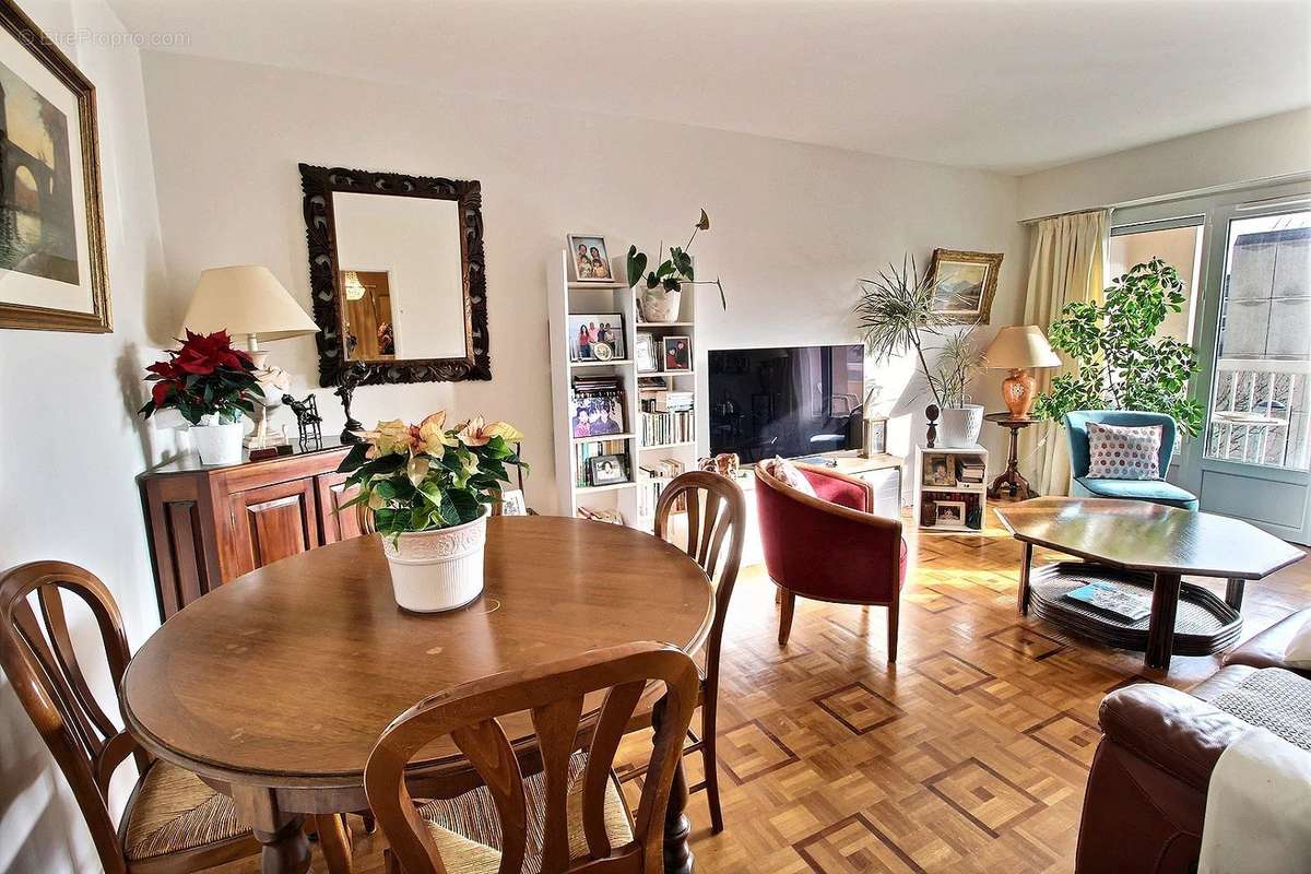 Appartement à LIMEIL-BREVANNES