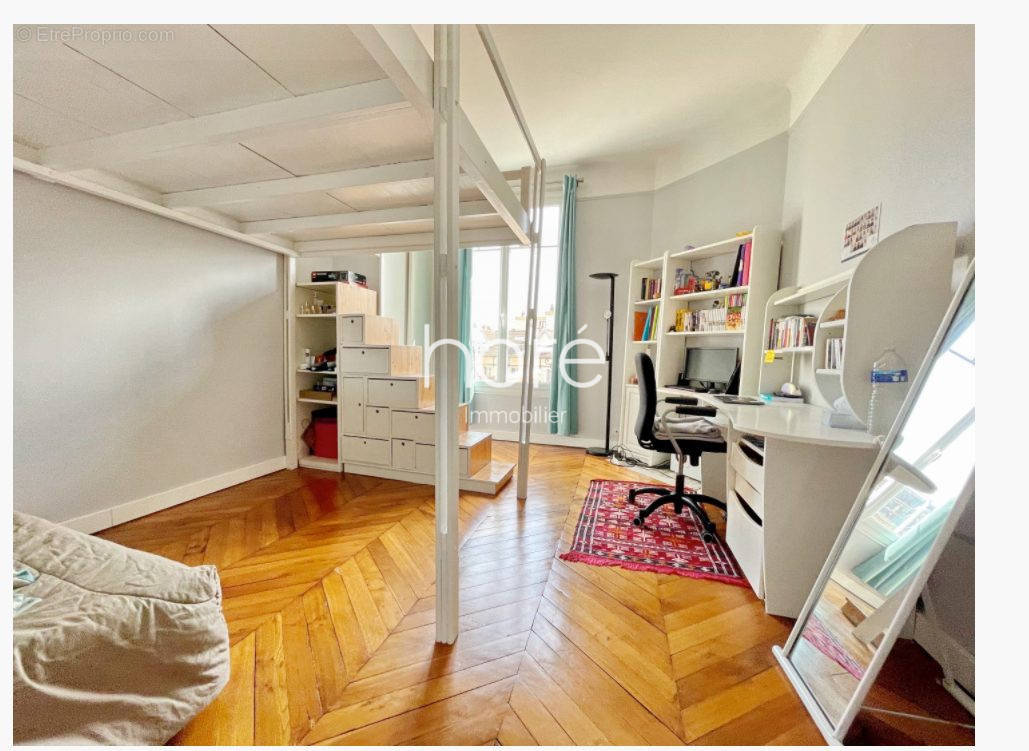 Appartement à ASNIERES-SUR-SEINE