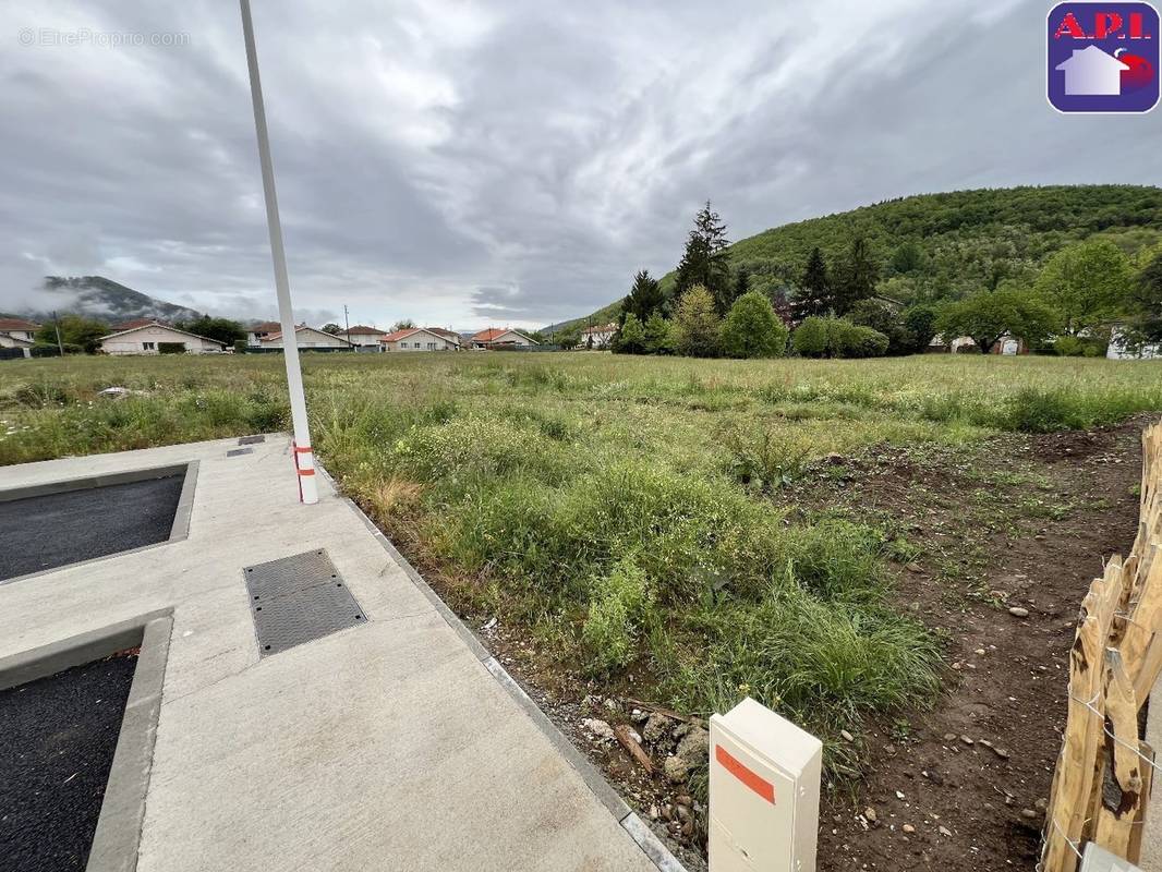 Terrain à FOIX