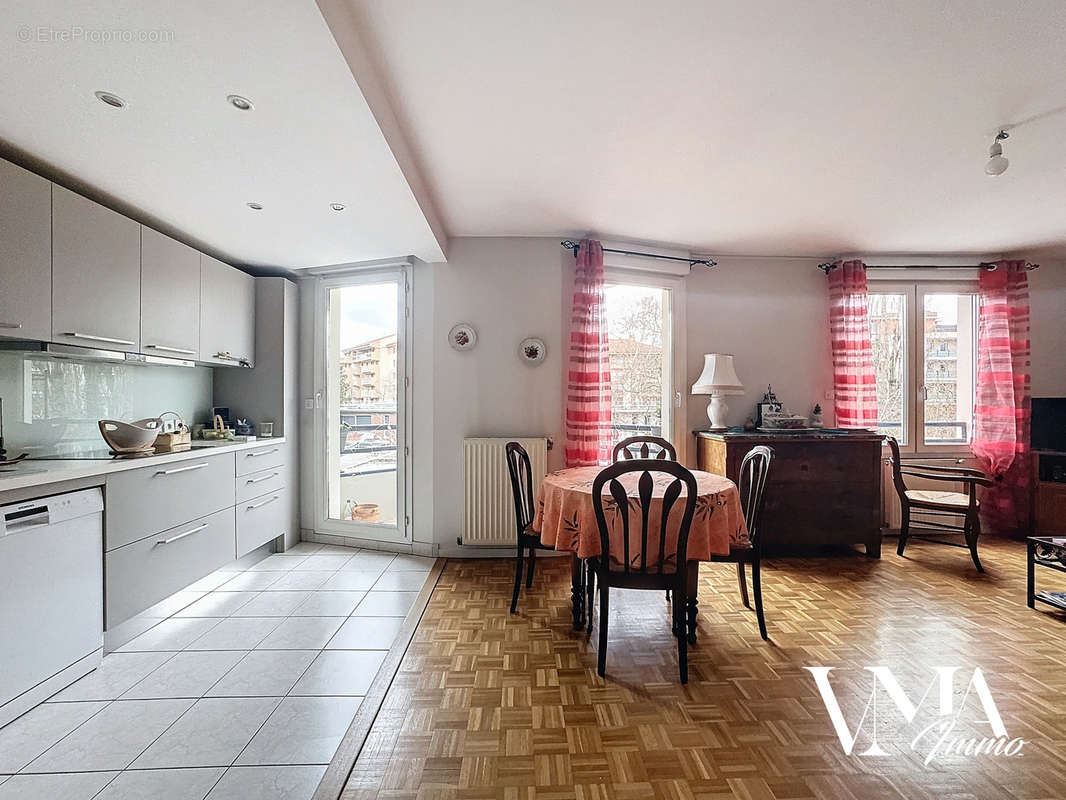 Appartement à LYON-9E